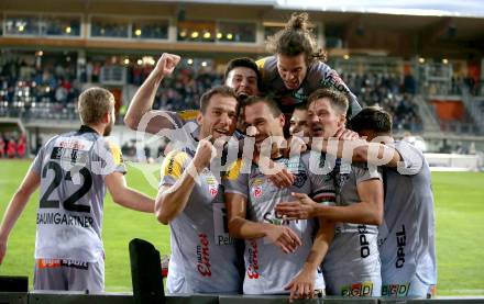 Fussball. Bundesliga. RZ Pellets WAC gegen SK Austria Klagenfurt. Torjubel  Mario Leitgeb, Michael Liendl, Thorsten Roecher, Matthaeus Taferner (WAC). Wolfsberg, am 23.10.2021.
Foto: Kuess
www.qspictures.net

---
pressefotos, pressefotografie, kuess, qs, qspictures, sport, bild, bilder, bilddatenbank