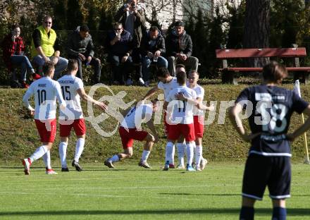 Fussball. Kaerntner Liga. Ferlach Atus gegen ATSV Wolfsberg. Torjubel Hannes Marcel Schwarz  (Ferlach). Ferlach, 23.10.2021.
Foto: Kuess
---
pressefotos, pressefotografie, kuess, qs, qspictures, sport, bild, bilder, bilddatenbank