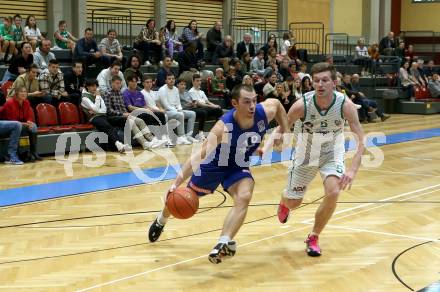 Basketball Austria Cup 2021/22.  KOS Celovec gegen  Vienna D.C. Timberwolves. Andi Smrtnik (KOS), Jakob Szkutta (Timberwolves). Klagenfurt, am 24.10.2021.
Foto: Kuess
www.qspictures.net
---
pressefotos, pressefotografie, kuess, qs, qspictures, sport, bild, bilder, bilddatenbank