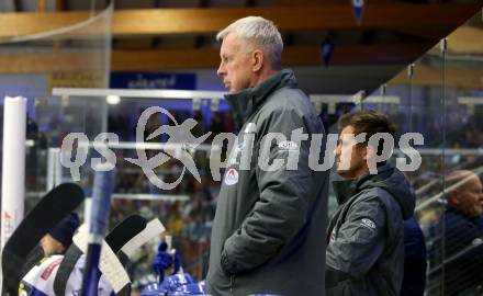 EBEL. Eishockey Bundesliga. VSV gegen Fehervar AV19. Trainer Rob Daum, Co-Trainer Marcel Rodman  (VSV). Villach, am 26.10.2021.
Foto: Kuess
www.qspictures.net
---
pressefotos, pressefotografie, kuess, qs, qspictures, sport, bild, bilder, bilddatenbank