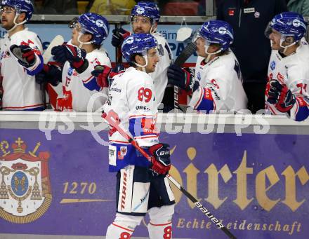 EBEL. Eishockey Bundesliga. KAC gegen	HC TWK Innsbruck. Torjubel Lukas Baer  (Innsbruck). Klagenfurt, am 29.10.2021.
Foto: Kuess
www.qspictures.net

---
pressefotos, pressefotografie, kuess, qs, qspictures, sport, bild, bilder, bilddatenbank