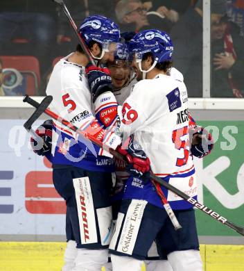 EBEL. Eishockey Bundesliga. KAC gegen	HC TWK Innsbruck. Torjubel Benjamin Betker, Timothy McGauley, Joel Messner   (Innsbruck). Klagenfurt, am 29.10.2021.
Foto: Kuess
www.qspictures.net

---
pressefotos, pressefotografie, kuess, qs, qspictures, sport, bild, bilder, bilddatenbank