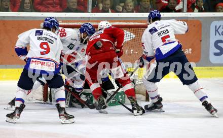 EBEL. Eishockey Bundesliga. KAC gegen	HC TWK Innsbruck. Lukas Haudum (KAC), Zachary Magwood, Jan Lattner, Benjamin Betker  (Innsbruck). Klagenfurt, am 29.10.2021.
Foto: Kuess
www.qspictures.net

---
pressefotos, pressefotografie, kuess, qs, qspictures, sport, bild, bilder, bilddatenbank