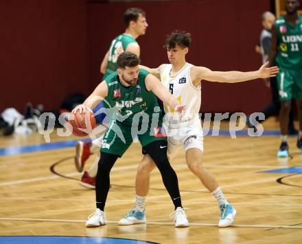 Basketball Zweite Liga 2021/2022. Grunddurchgang 4. Runde.  Woerthersee Piraten gegen Dornbirn Lions. Felix Leindecker (Piraten), Panagiotis Zaraidonis  (Dornbirn). Klagenfurt, am 30.10.2021.
Foto: Kuess
www.qspictures.net

---
pressefotos, pressefotografie, kuess, qs, qspictures, sport, bild, bilder, bilddatenbank