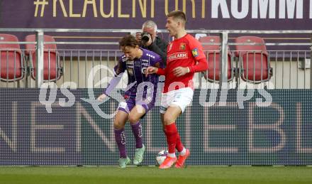 Fussball. Bundesliga. SK Austria Klagenfurt gegen  FC Flyeralarm Admira.   Alex Timossi Andersson, (Klagenfurt), Leonardo Lukacevic  (Admira). Klagenfurt, am 30.10.2021.
Foto: Kuess
www.qspictures.net
---
pressefotos, pressefotografie, kuess, qs, qspictures, sport, bild, bilder, bilddatenbank