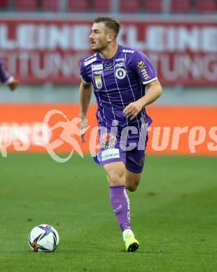 Fussball. Bundesliga. SK Austria Klagenfurt gegen  FC Flyeralarm Admira.   Turgay Gemicibasi (Klagenfurt). Klagenfurt, am 30.10.2021.
Foto: Kuess
www.qspictures.net
---
pressefotos, pressefotografie, kuess, qs, qspictures, sport, bild, bilder, bilddatenbank