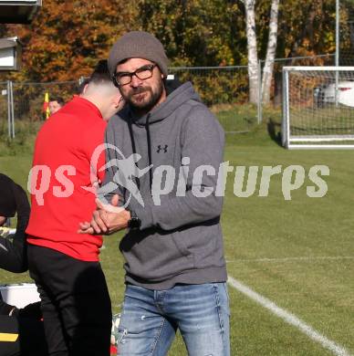 Fussball. Kaerntner Liga. Maria Saal gegen Koettmannsdorf.  Trainer Aldamir Araujo Da Silva Filho (Maria Saal). Maria Saal, 30.10.2021.
Foto: Kuess
---
pressefotos, pressefotografie, kuess, qs, qspictures, sport, bild, bilder, bilddatenbank