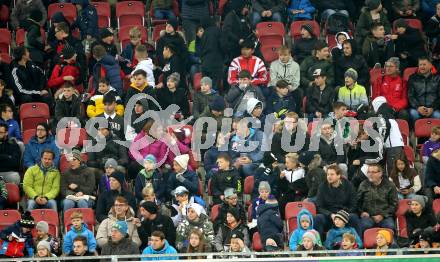 Fussball. Bundesliga. SK Austria Klagenfurt gegen  FC Flyeralarm Admira.   Fans (Klagenfurt). Klagenfurt, am 30.10.2021.
Foto: Kuess
www.qspictures.net
---
pressefotos, pressefotografie, kuess, qs, qspictures, sport, bild, bilder, bilddatenbank