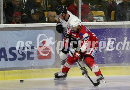 EBEL. Eishockey Bundesliga. KAC gegen Dornbirn Bulldogs. Koch Thomas (KAC), Haeussle Stefan (Dornbirn). Klagenfurt, am 5.11.2021.
Foto: Kuess
www.qspictures.net

---
pressefotos, pressefotografie, kuess, qs, qspictures, sport, bild, bilder, bilddatenbank