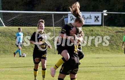 Fussball. 2. Frauenbundesliga. Carinthians LIWOdruck Hornets gegen FC Altera Porta.  Torjubel Nicole Dominique Gatternig, Selina Tamara Selinger,  (Carinthians). Feistritz/Drau, 31.10.2021.
Foto: Kuess
---
pressefotos, pressefotografie, kuess, qs, qspictures, sport, bild, bilder, bilddatenbank