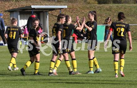 Fussball. 2. Frauenbundesliga. Carinthians LIWOdruck Hornets gegen FC Altera Porta. Torjubel Elisa Ciccarelli, Marie Sophie Klocker  (Carinthians),   (Altera Porta). Feistritz/Drau, 31.10.2021.
Foto: Kuess
---
pressefotos, pressefotografie, kuess, qs, qspictures, sport, bild, bilder, bilddatenbank