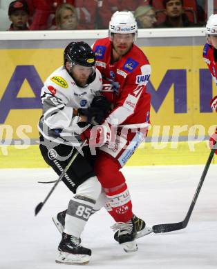 EBEL. Eishockey Bundesliga. KAC gegen Dornbirn Bulldogs. Hundertpfund Thomas (KAC), Saarinen Jesse Olli  (Dornbirn). Klagenfurt, am 5.11.2021.
Foto: Kuess
www.qspictures.net

---
pressefotos, pressefotografie, kuess, qs, qspictures, sport, bild, bilder, bilddatenbank