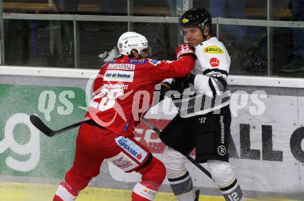 EBEL. Eishockey Bundesliga. KAC gegen Dornbirn Bulldogs. Schumnig Martin (KAC),  Padakin Pavlo (Dornbirn). Klagenfurt, am 5.11.2021.
Foto: Kuess
www.qspictures.net

---
pressefotos, pressefotografie, kuess, qs, qspictures, sport, bild, bilder, bilddatenbank