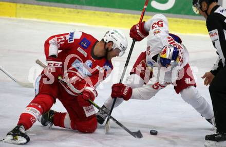 EBEL. Eishockey Bundesliga. KAC gegen  EC Red Bull Salzburg. Hundertpfund Thomas (KAC), Leonhardt Danjo  (Salzburg). Klagenfurt, am 7.11.2021.
Foto: Kuess
www.qspictures.net

---
pressefotos, pressefotografie, kuess, qs, qspictures, sport, bild, bilder, bilddatenbank