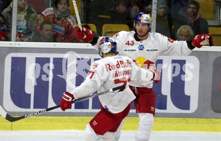 EBEL. Eishockey Bundesliga. KAC gegen  EC Red Bull Salzburg. Torjubel Jaervinen Jan-Mikael Johannes, Brennan Terrence James, (Salzburg). Klagenfurt, am 7.11.2021.
Foto: Kuess
www.qspictures.net

---
pressefotos, pressefotografie, kuess, qs, qspictures, sport, bild, bilder, bilddatenbank