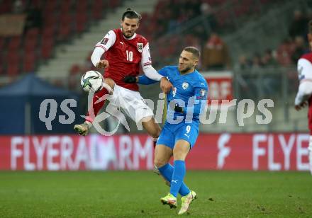 Fussball. FIFA. WM Qualifikationsspiel. European Qualifiers. Oesterreich gegen Israel.  Florian Grillitsch, (Oesterreich),  Shon Zalman Weissman  (Isarael). Klagenfurt, Woerthersee Stadion, 12.11.2021.
Foto: Kuess
www.qspictures.net
---
pressefotos, pressefotografie, kuess, qs, qspictures, sport, bild, bilder, bilddatenbank