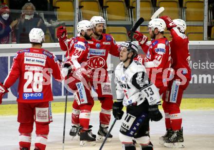 EBEL. Eishockey Bundesliga. KAC gegen	Tesla Orli Znojmo. Torjubel Strong Steven, Schumnig Martin, Ganahl Manuel, Hundertpfund Thomas,  (KAC). Klagenfurt, am 21.11.2021.
Foto: Kuess
www.qspictures.net

---
pressefotos, pressefotografie, kuess, qs, qspictures, sport, bild, bilder, bilddatenbank