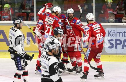 EBEL. Eishockey Bundesliga. KAC gegen	Tesla Orli Znojmo. Torjubel Manuel Ganahl, Martin Schumnig, Thomas Hundertpfund, Stefan Geier, Steven Strong (KAC). Klagenfurt, am 21.11.2021.
Foto: Kuess
www.qspictures.net

---
pressefotos, pressefotografie, kuess, qs, qspictures, sport, bild, bilder, bilddatenbank