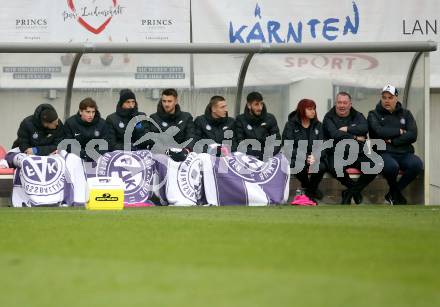 Fussball. Bundesliga. SK Austria Klagenfurt gegen  FK Austria Wien.   Spielerbank (Klagenfurt). Klagenfurt, am 21.11.2021.
Foto: Kuess
www.qspictures.net
---
pressefotos, pressefotografie, kuess, qs, qspictures, sport, bild, bilder, bilddatenbank