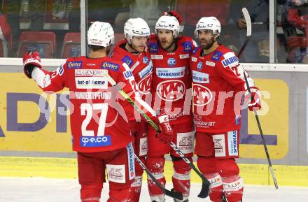 EBEL. Eishockey Bundesliga. KAC gegen	Tesla Orli Znojmo. Torjubel Manuel Ganahl, Martin Schumnig, Thomas Hundertpfund, Stefan Geier (KAC). Klagenfurt, am 21.11.2021.
Foto: Kuess
www.qspictures.net

---
pressefotos, pressefotografie, kuess, qs, qspictures, sport, bild, bilder, bilddatenbank