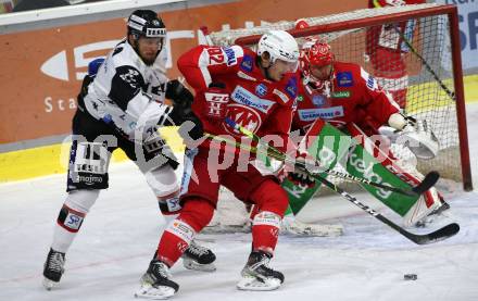 EBEL. Eishockey Bundesliga. KAC gegen	Tesla Orli Znojmo. Unterweger Clemens, Dahm Sebastian (KAC),  Prokes Radek (Znojmo). Klagenfurt, am 21.11.2021.
Foto: Kuess
www.qspictures.net

---
pressefotos, pressefotografie, kuess, qs, qspictures, sport, bild, bilder, bilddatenbank