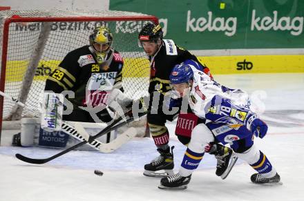 EBEL. Eishockey Bundesliga. VSV gegen spusu Vienna Capitals.  Felix Maxa,  (VSV), Lukas Piff, bernhard Starkbaum  (Vienna Capitals). Villach, am 26.11.2021.
Foto: Kuess
www.qspictures.net
---
pressefotos, pressefotografie, kuess, qs, qspictures, sport, bild, bilder, bilddatenbank