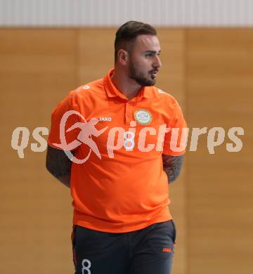 Futsal Meisterschaft (1.OEFL - B). Klagenfurt gegen Wiener Neustadt 1. FC Murexin Allstars. Trainer Marko Petricevic  (Klagenfurt). Klagenfurt, 20.11.2021.
Foto: Kuess
www.qspictures.net
---
pressefotos, pressefotografie, kuess, qs, qspictures, sport, bild, bilder, bilddatenbank