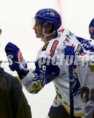 EBEL. Eishockey Bundesliga. VSV gegen spusu Vienna Capitals.  Torjubel Marco Richter (VSV). Villach, am 26.11.2021.
Foto: Kuess
www.qspictures.net
---
pressefotos, pressefotografie, kuess, qs, qspictures, sport, bild, bilder, bilddatenbank