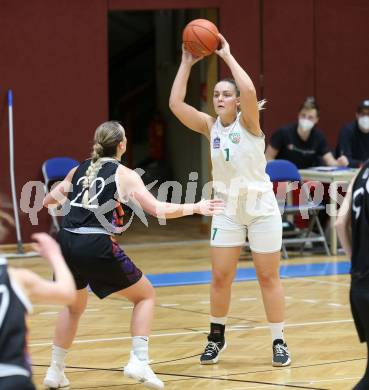 Basketball. Damen Basketball Austria Cup 2021/2022.  KOS Celovec Damen gegen Vienna United Post SV.  Sara Feratovic (KOS), Bettina Kunz (Vienna). Klagenfurt, am 27.11.2021.
www.qspictures.net
Foto: Kuess
www.qspictures.net
---
pressefotos, pressefotografie, kuess, qs, qspictures, sport, bild, bilder, bilddatenbank