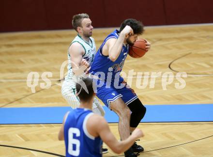 Basketball Zweite Liga 2021/2022. Grunddurchgang 7. Runde.  KOS Celovec gegen Kufstein Towers. Tim Huber (KOS), Andres Diaz (Kufstein). Klagenfurt, am 27.11.2021.
Foto: Kuess
www.qspictures.net
---
pressefotos, pressefotografie, kuess, qs, qspictures, sport, bild, bilder, bilddatenbank