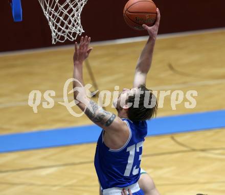 Basketball Zweite Liga 2021/2022. Grunddurchgang 7. Runde.  KOS Celovec gegen Kufstein Towers. Fabio Thaler (Kufstein). Klagenfurt, am 27.11.2021.
Foto: Kuess
www.qspictures.net
---
pressefotos, pressefotografie, kuess, qs, qspictures, sport, bild, bilder, bilddatenbank