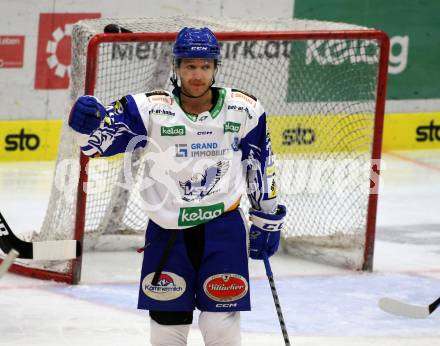 EBEL. Eishockey Bundesliga. VSV gegen Dornbirn Bulldogs.  Torjubel John Hughes (VSV). Villach, am 3.12.2021.
Foto: Kuess
www.qspictures.net
---
pressefotos, pressefotografie, kuess, qs, qspictures, sport, bild, bilder, bilddatenbank