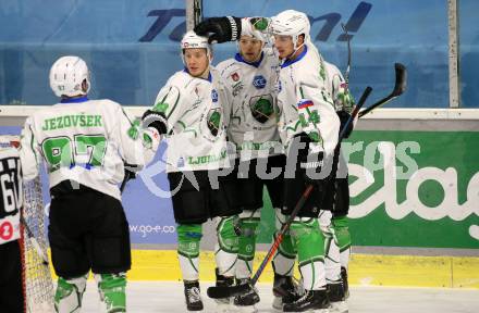 EBEL. Eishockey Bundesliga. KAC gegen	HK SZ Olimpija.  Torjubel Tadej Cimzar, Blaz Tomazevic, Zan Jezovsek, Aljosa Crnovic  (Olimpija). Klagenfurt, am 7.12.2021.
Foto: Kuess
www.qspictures.net

---
pressefotos, pressefotografie, kuess, qs, qspictures, sport, bild, bilder, bilddatenbank