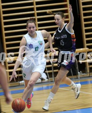 Basketball Damen Superliga 2021/2022. Grunddurchgang 7. Runde.  KOS Celovec Damen gegen  Vienna United. Patricia Pauer  (KOS),  Zoe Sonvilla (Vienna United). Klagenfurt, am 11.12.2021.
Foto: Kuess
www.qspictures.net
---
pressefotos, pressefotografie, kuess, qs, qspictures, sport, bild, bilder, bilddatenbank