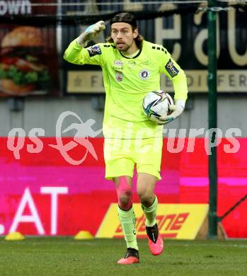 Fussball. Bundesliga. SK Austria Klagenfurt gegen  SK Puntigamer Sturm Graz. Phillip Menzel  (Klagenfurt). Klagenfurt, am 12.12.2021.
Foto: Kuess
www.qspictures.net
---
pressefotos, pressefotografie, kuess, qs, qspictures, sport, bild, bilder, bilddatenbank