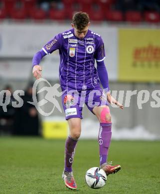 Fussball. Bundesliga. SK Austria Klagenfurt gegen  SK Puntigamer Sturm Graz.  Ivan Saravanja (Klagenfurt). Klagenfurt, am 12.12.2021.
Foto: Kuess
www.qspictures.net
---
pressefotos, pressefotografie, kuess, qs, qspictures, sport, bild, bilder, bilddatenbank