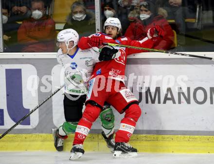 EBEL. Eishockey Bundesliga. KAC gegen	HK SZ Olimpija. Daniel Obersteiner,  (KAC),  Jaka Sodja (Olimpija). Klagenfurt, am 17.12.2021.
Foto: Kuess
www.qspictures.net

---
pressefotos, pressefotografie, kuess, qs, qspictures, sport, bild, bilder, bilddatenbank