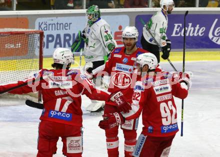 EBEL. Eishockey Bundesliga. KAC gegen	HK SZ Olimpija. Torjubel Manuel Ganahl, Thomas Hundertpfund, Clemens Unterweger (KAC). Klagenfurt, am 17.12.2021.
Foto: Kuess
www.qspictures.net

---
pressefotos, pressefotografie, kuess, qs, qspictures, sport, bild, bilder, bilddatenbank