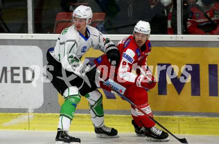 EBEL. Eishockey Bundesliga. KAC gegen	HK SZ Olimpija. Nicholas Erik Petersen,  (KAC), Aljosa Crnovic  (Olimpija). Klagenfurt, am 17.12.2021.
Foto: Kuess
www.qspictures.net

---
pressefotos, pressefotografie, kuess, qs, qspictures, sport, bild, bilder, bilddatenbank