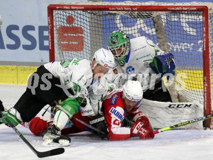 EBEL. Eishockey Bundesliga. KAC gegen	HK SZ Olimpija. Manuel Geier,  (KAC),  Blaz Tomazevic, Zan Us (Olimpija). Klagenfurt, am 17.12.2021.
Foto: Kuess
www.qspictures.net

---
pressefotos, pressefotografie, kuess, qs, qspictures, sport, bild, bilder, bilddatenbank