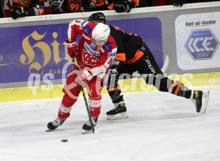 EBEL. Eishockey Bundesliga. KAC gegen	Moser Medical Graz99ers. Haudum Lukas (KAC). Klagenfurt, am 19.12.2021.
Foto: Kuess
www.qspictures.net

---
pressefotos, pressefotografie, kuess, qs, qspictures, sport, bild, bilder, bilddatenbank