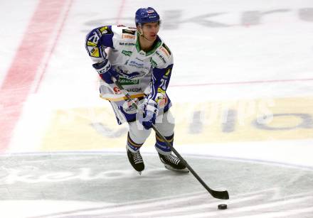 EBEL. Eishockey Bundesliga. VSV gegen HK SZ Olimpija. Felix Maxa  (VSV). Villach, am 19.12.2021.
Foto: Kuess
www.qspictures.net
---
pressefotos, pressefotografie, kuess, qs, qspictures, sport, bild, bilder, bilddatenbank