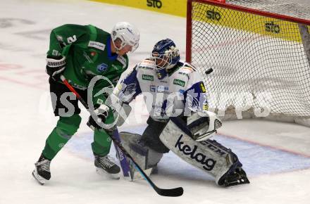 EBEL. Eishockey Bundesliga. VSV gegen HK SZ Olimpija.  Alexander Schmidt,  (VSV), Tine Klofutar  (Olimpija). Villach, am 19.12.2021.
Foto: Kuess
www.qspictures.net
---
pressefotos, pressefotografie, kuess, qs, qspictures, sport, bild, bilder, bilddatenbank