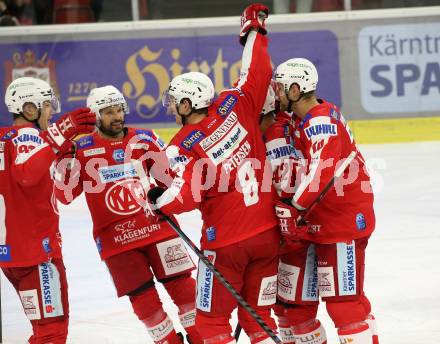 EBEL. Eishockey Bundesliga. KAC gegen	Moser Medical Graz99ers. Torjubel Ticar Rok, Postma Paul, Petersen Nicholas Eric, Koch Thomas, Fraser Matthew (KAC). Klagenfurt, am 19.12.2021.
Foto: Kuess
www.qspictures.net

---
pressefotos, pressefotografie, kuess, qs, qspictures, sport, bild, bilder, bilddatenbank