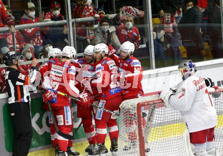 EBEL. Eishockey Bundesliga. KAC gegen	EC Red Bull Salzburg. Torjubel Obersteiner Daniel, Witting Samuel, Geier Manuel, Unterweger Clemens, Wuerschl Niklas Andre (KAC). Klagenfurt, am 21.12.2021.
Foto: Kuess
www.qspictures.net

---
pressefotos, pressefotografie, kuess, qs, qspictures, sport, bild, bilder, bilddatenbank