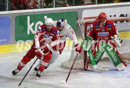 EBEL. Eishockey Bundesliga. KAC gegen	EC Red Bull Salzburg. Dahm Sebastian, Postma Paul (KAC), Schneider Peter  (Salzburg). Klagenfurt, am 21.12.2021.
Foto: Kuess
www.qspictures.net

---
pressefotos, pressefotografie, kuess, qs, qspictures, sport, bild, bilder, bilddatenbank