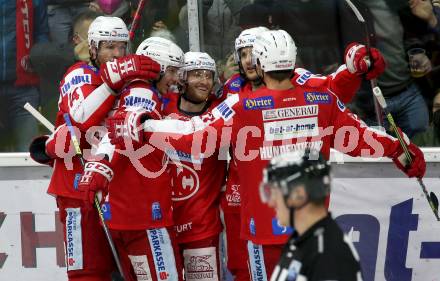 EBEL. Eishockey Bundesliga. KAC gegen	VSV. Torjubel Johannes Bischofberger, Paul Postma, Manuel Ganahl, Clemens Unterweger, Thomas Hundertpfund (KAC). Klagenfurt, am 26.12.2021.
Foto: Kuess
www.qspictures.net

---
pressefotos, pressefotografie, kuess, qs, qspictures, sport, bild, bilder, bilddatenbank