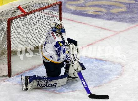 EBEL. Eishockey Bundesliga. KAC gegen	VSV. Andreas Bernard  (VSV). Klagenfurt, am 26.12.2021.
Foto: Kuess
www.qspictures.net

---
pressefotos, pressefotografie, kuess, qs, qspictures, sport, bild, bilder, bilddatenbank