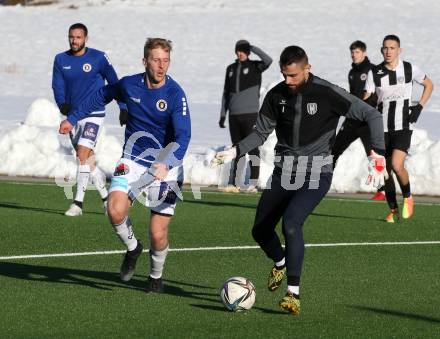 Fussball Testspiel. SK Austria Klagenfurt gegen NK Rogaska. Christopher Cvetko (Klagenfurt). Moosburg, am 22.1.2022.
Foto: Kuess
---
pressefotos, pressefotografie, kuess, qs, qspictures, sport, bild, bilder, bilddatenbank