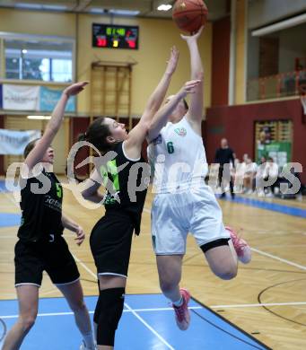 Basketball Damen Superliga 2021/2022. Grunddurchgang 9. Runde.  KOS Celovec Damen gegen  Basket Flames.  Alina Seher (KOS),  Lena Mersch (Basket Flames). Klagenfurt, am 22.1.2022.
Foto: Kuess
www.qspictures.net
---
pressefotos, pressefotografie, kuess, qs, qspictures, sport, bild, bilder, bilddatenbank